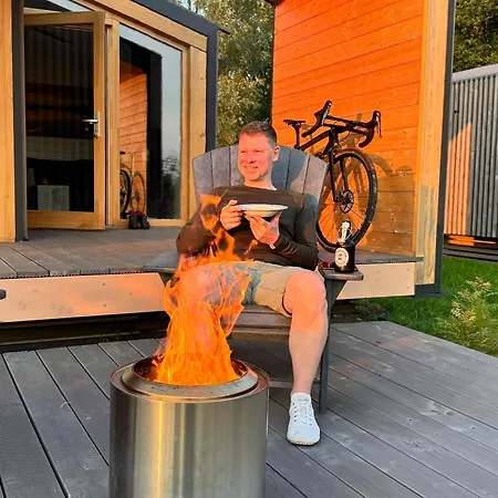 בית נופש 102 Tiny House In Erster Reihe Mit Kamin & Blick Ins Gruene